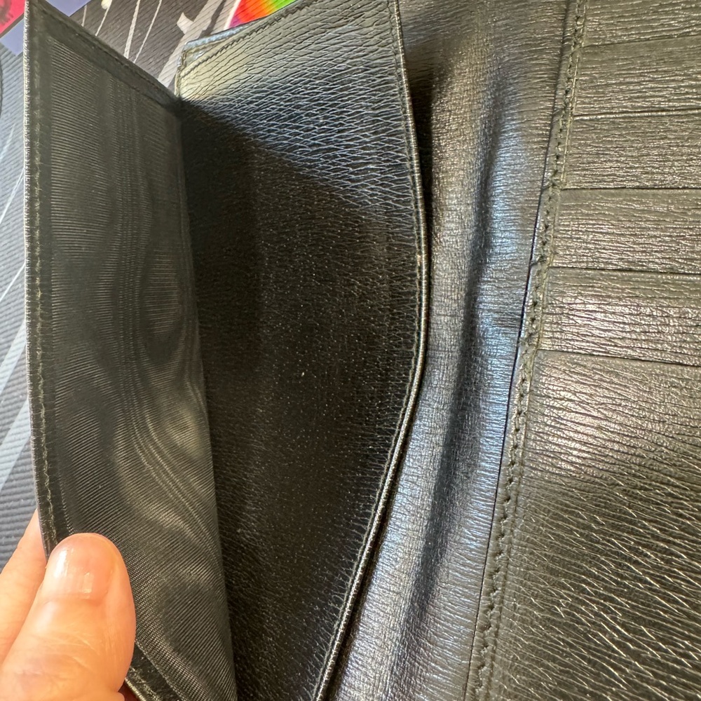 Black Leather Gucci Long Bifold Vertical Wallet - Picture 5 of 12
